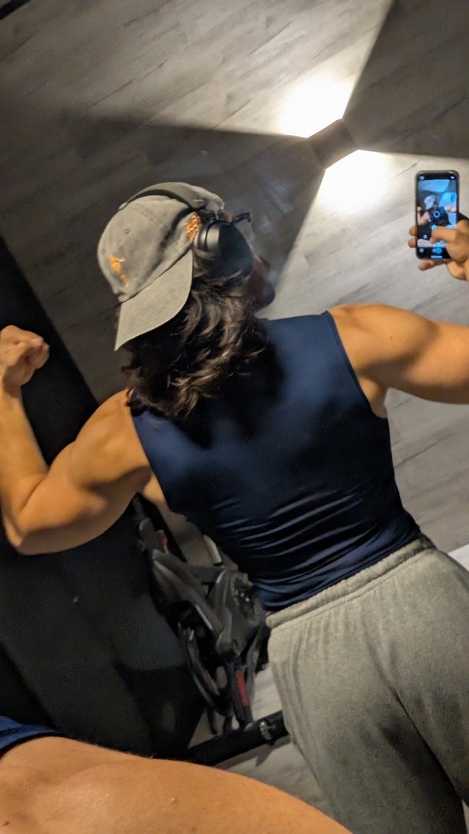 Ivan! 🇻🇪🫓 tweet media