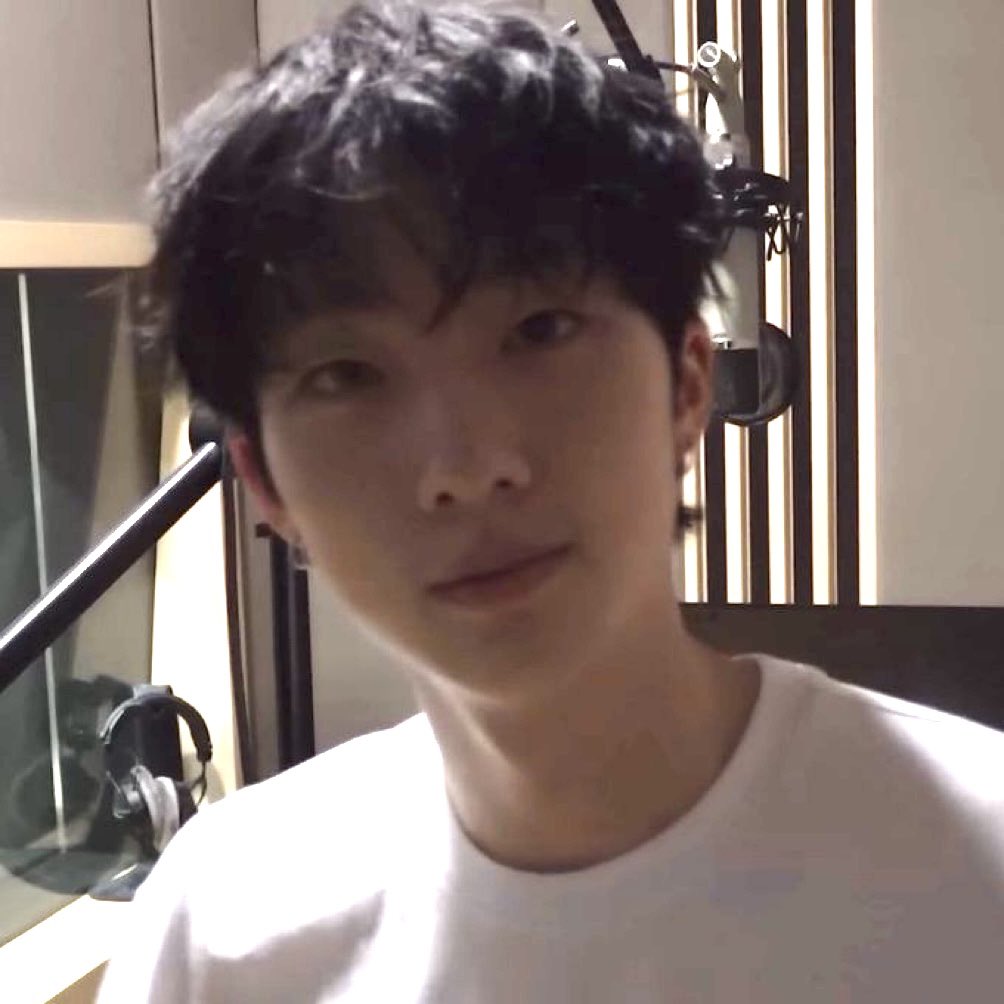 해무땨!! tweet media