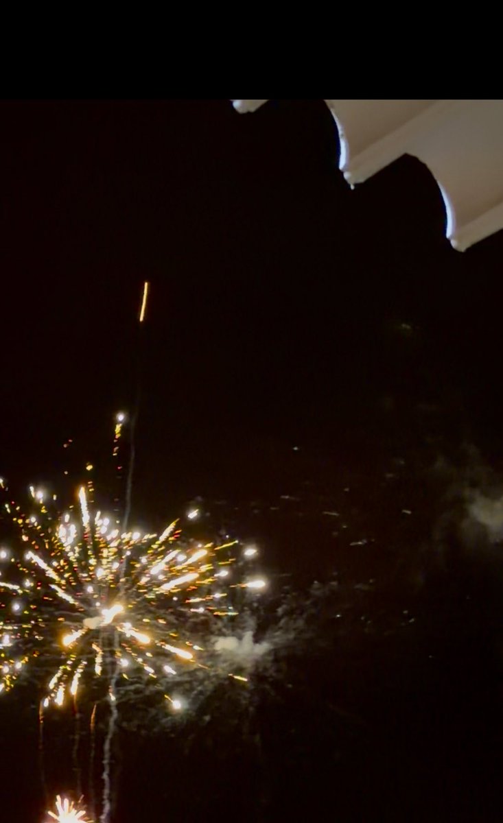 وَرْد✨ tweet media