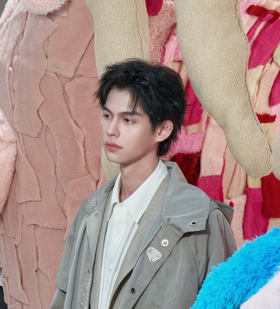 มป☀️🐰🌈🤍💚ilysm lil bro tweet media