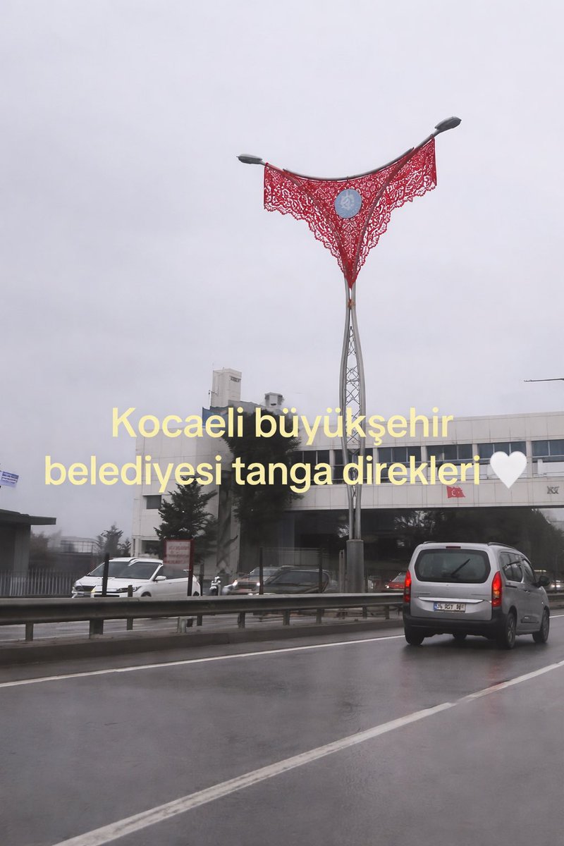 era6capone tweet media