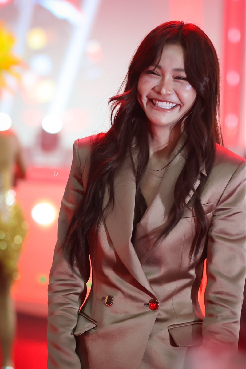 ~𝘔𝘺~𝘛 ◡̈ tweet media