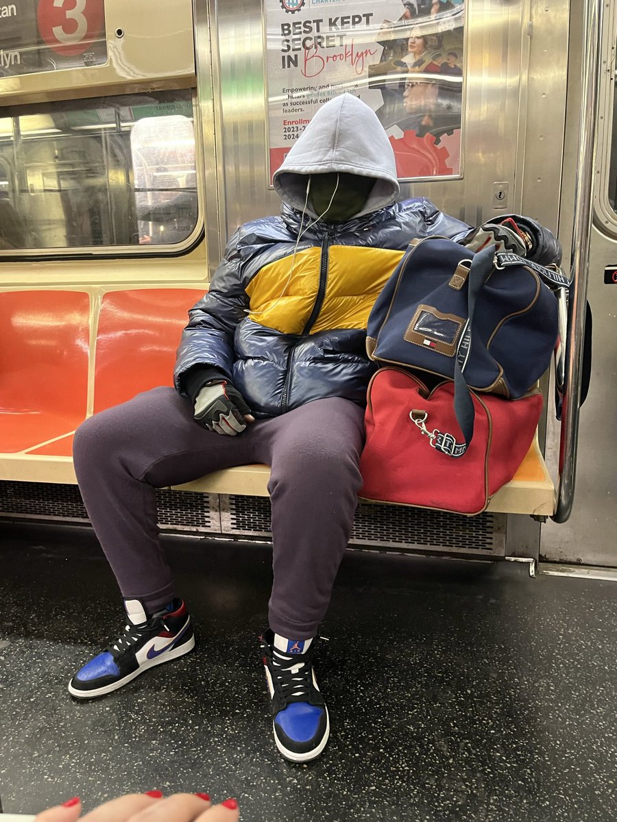 bianca dot tweet media