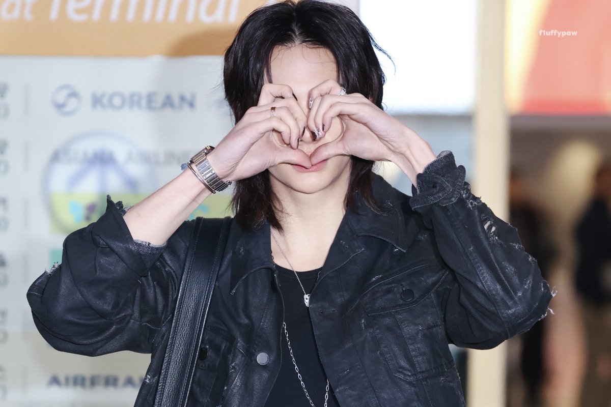 ᓚᘏᗢ tweet media