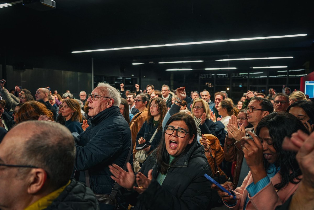 JD_Berger's tweet image. Merci aux Clamartois qui nous ont une nouvelle fois renouvelé leur confiance massive avec plus de 1200 voix d’avance.

Avec Yves Coscas et toute l’équipe municipale nous continuerons à œuvrer pour #Clamart92 et plus que jamais à l’écoute des habitants !