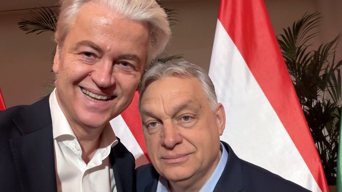 曹長青 tweet media