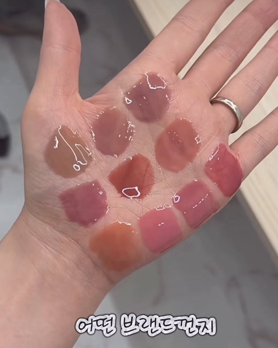 맑은달 tweet media