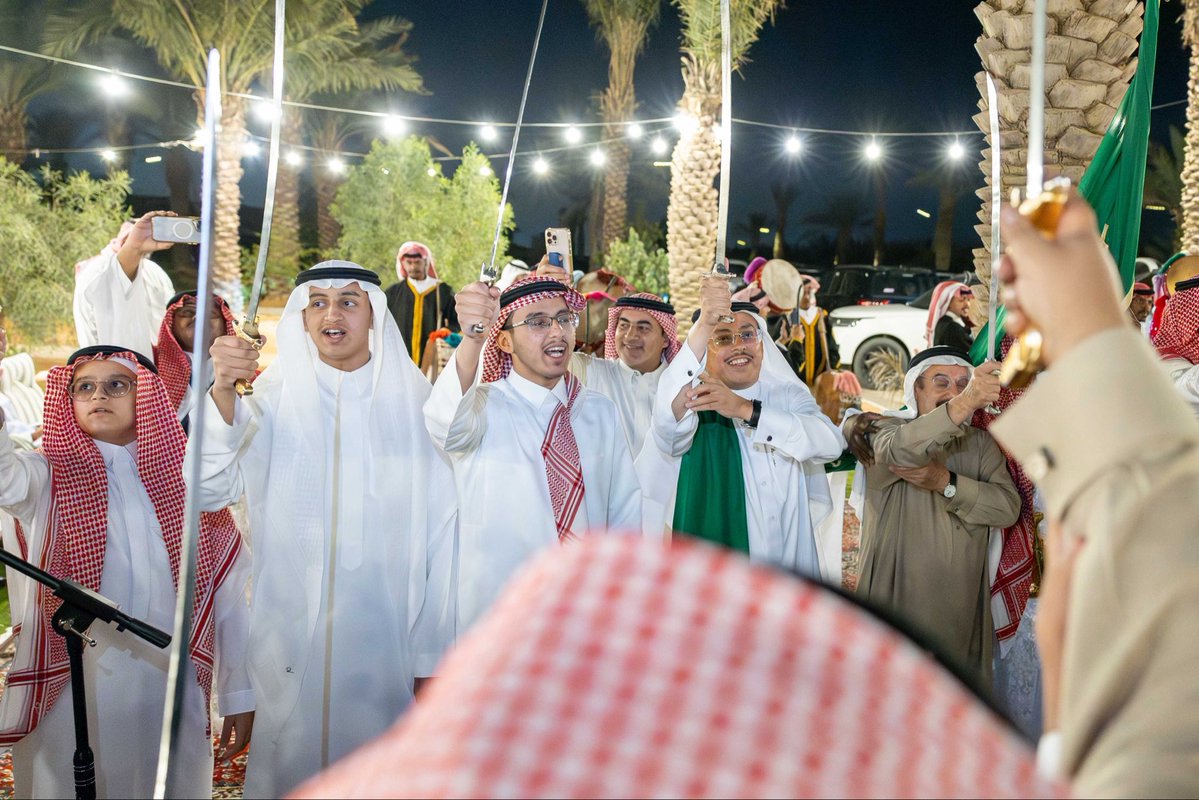 ديوانية العُمري tweet media