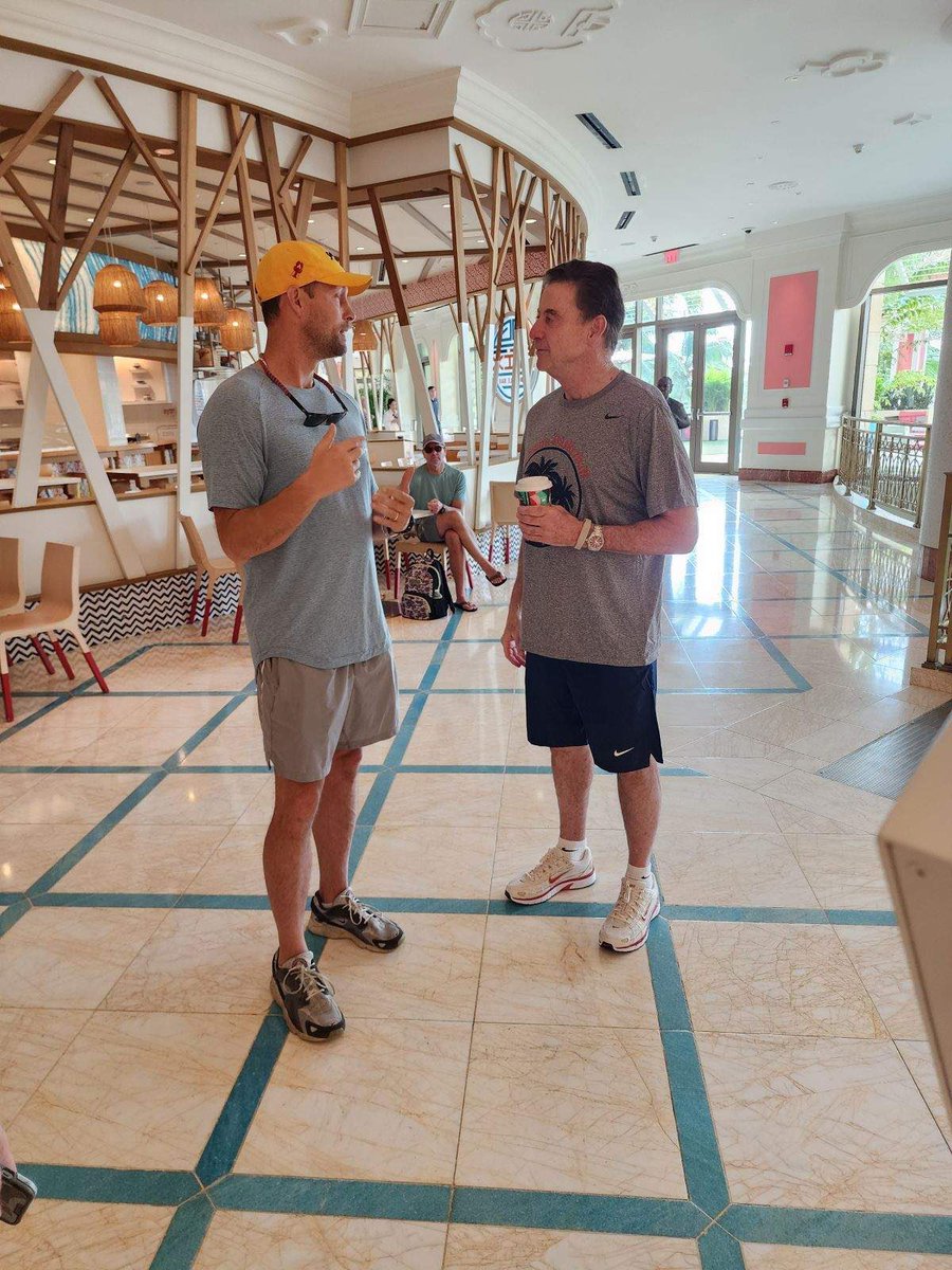 alexcbowers's tweet photo. We’ve had this planned!!! Speak it into existence! @SJUDave
#2026Firehorse🔥🐴
#BahaMar https://t.co/sJdsC6HuGv