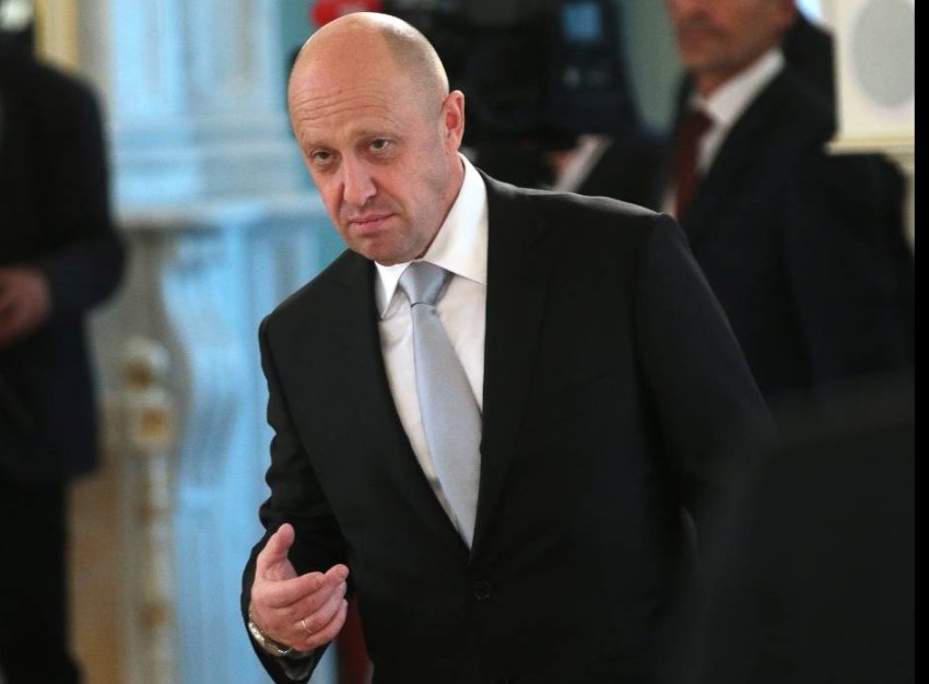 Олег Красавин tweet media