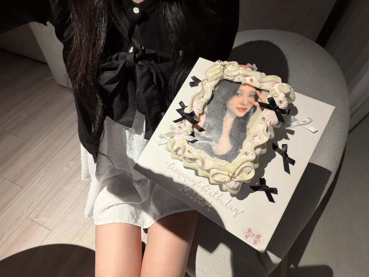 ⋆౨ৎ˚ tweet media