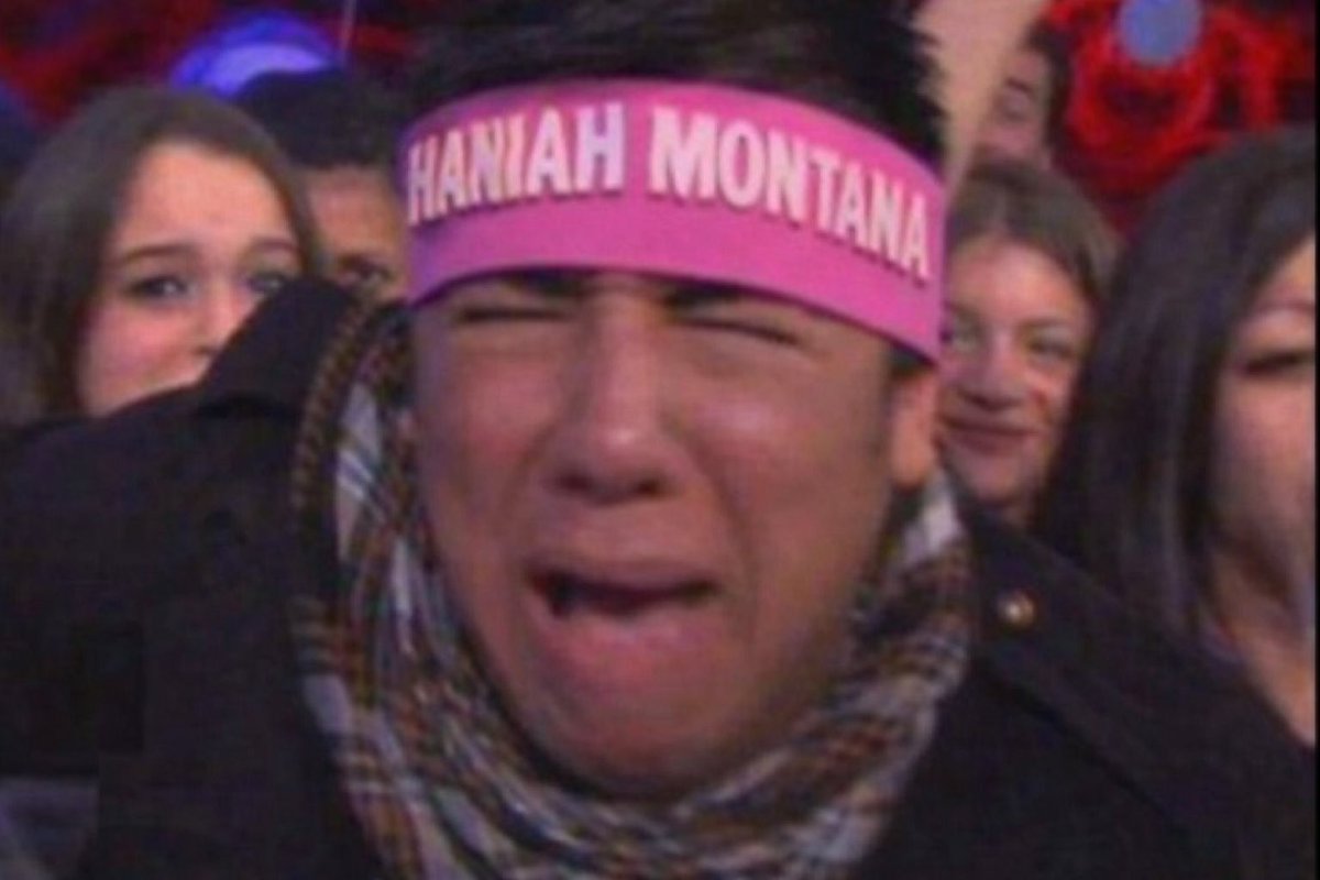 nena de joe keery tweet media