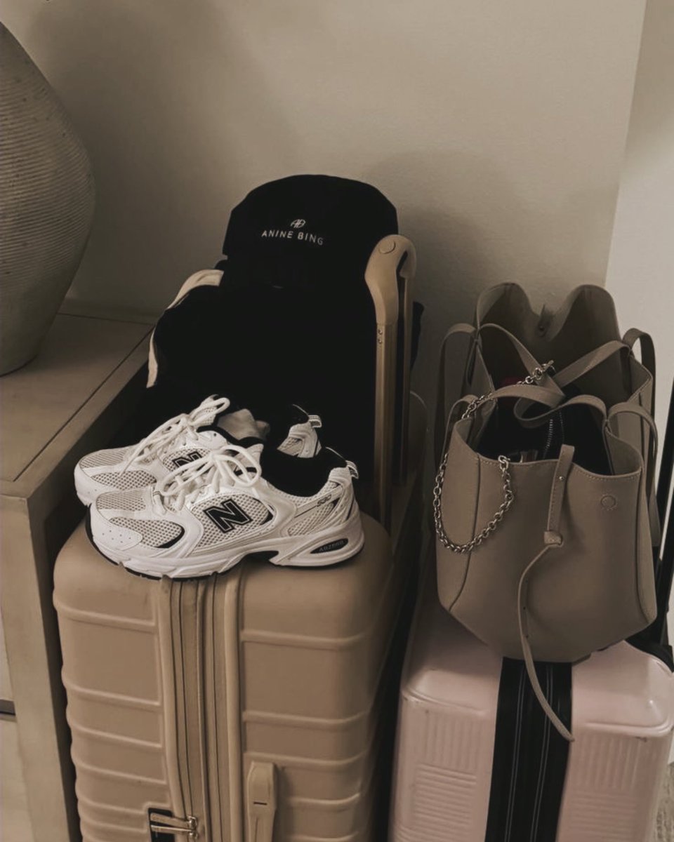 𝐊𝐚𝐦𝐢𝐥𝐚 𝐀𝐮𝐥𝐢𝐧 ✈️ tweet media