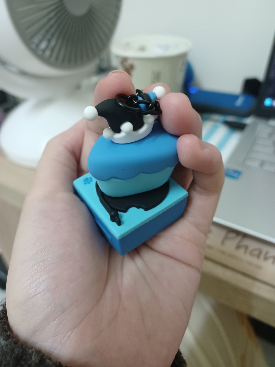 long_singfly's tweet photo. 狂哭猛哭，影奶狗狗好可愛 https://t.co/uuhe8Q4la2