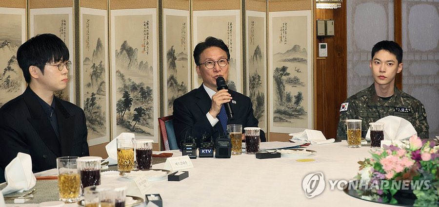 DOYOUNG Indonesia ໒꒱ tweet media