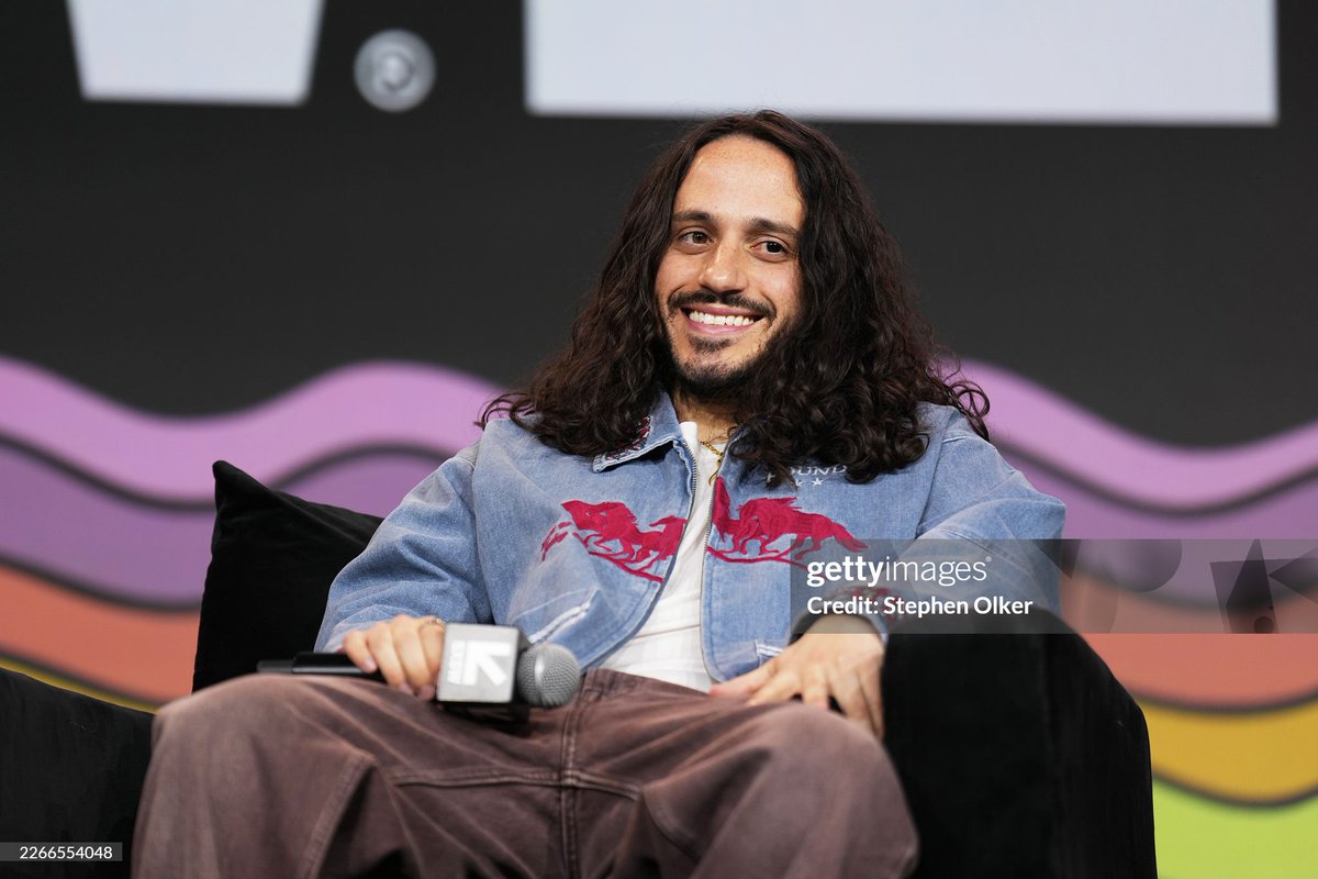 Andreea Gleeson tweet media