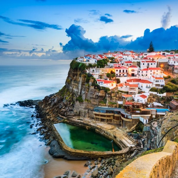 algarve_news's tweet image. Is Spain or Portugal Better for Expats? @SpotBlue 
algarvedailynews.com/lifestyle/2673…
#Spain #Portugal #expats #movingtospain #movingtoportugal