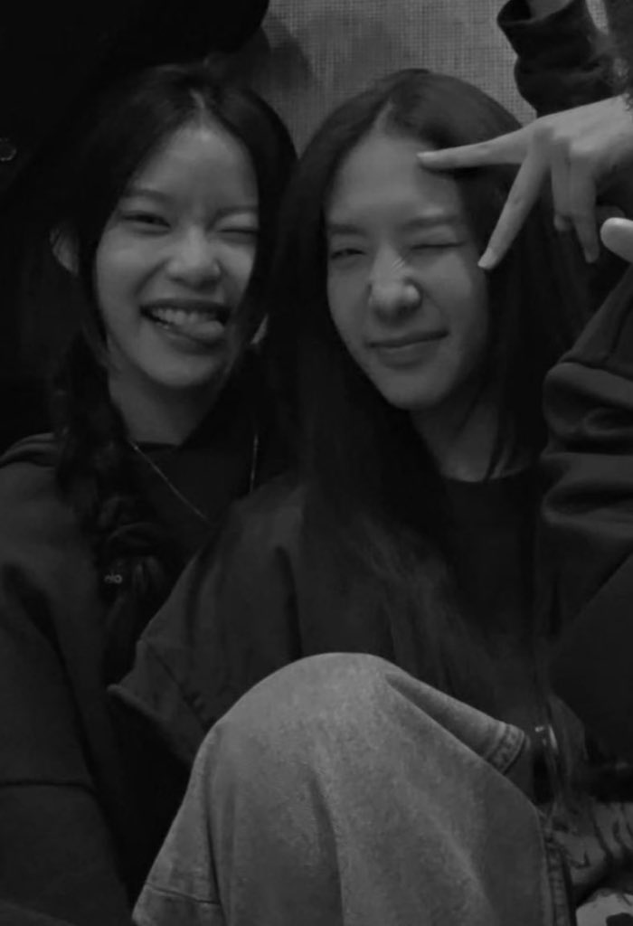 พวกโจมิ้นตื่นเตมตา☝🏻☝🏻☝🏻☝🏻☝🏻☝🏻☝🏻🧘🏻‍♀️🧘🏻‍♀️🧘🏻‍♀️🧘🏻‍♀️ เกือบชักตาย แล้วอันนี้วันเดียวกันหรือมีวันอื่นอีก 🤯🤯🤯🤯🤯