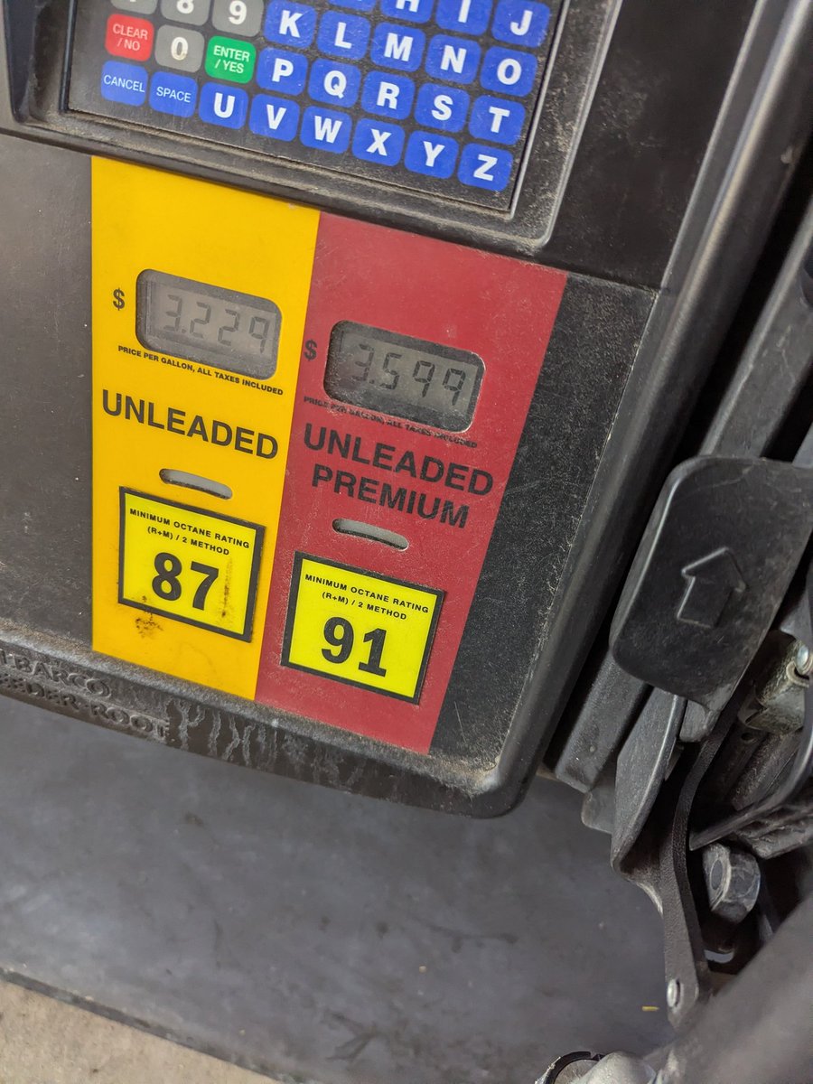 WCCO Adam tweet media