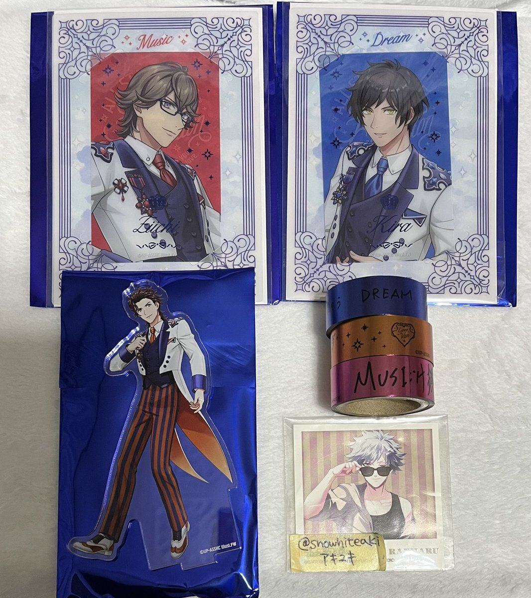 アキユキ tweet media