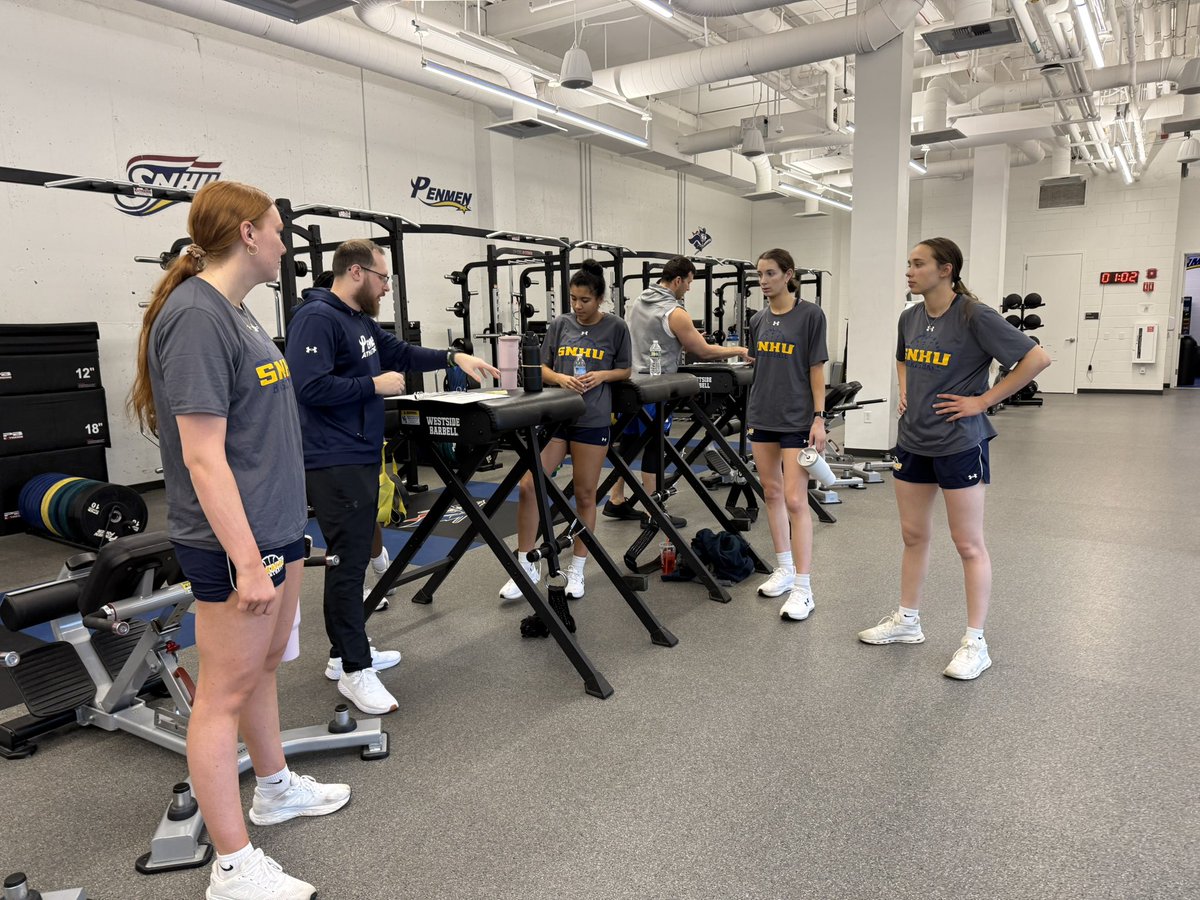 SNHUWBB's tweet photo. Back in one of our favorite places today. The weight room 💪🏼 https://t.co/5MU7xZzMm4