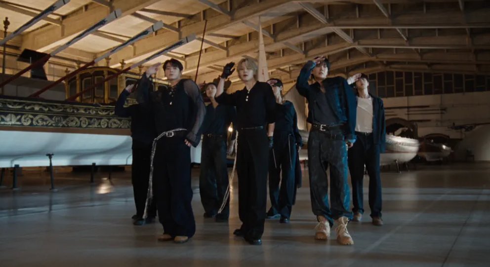 BTS Data Archive tweet media