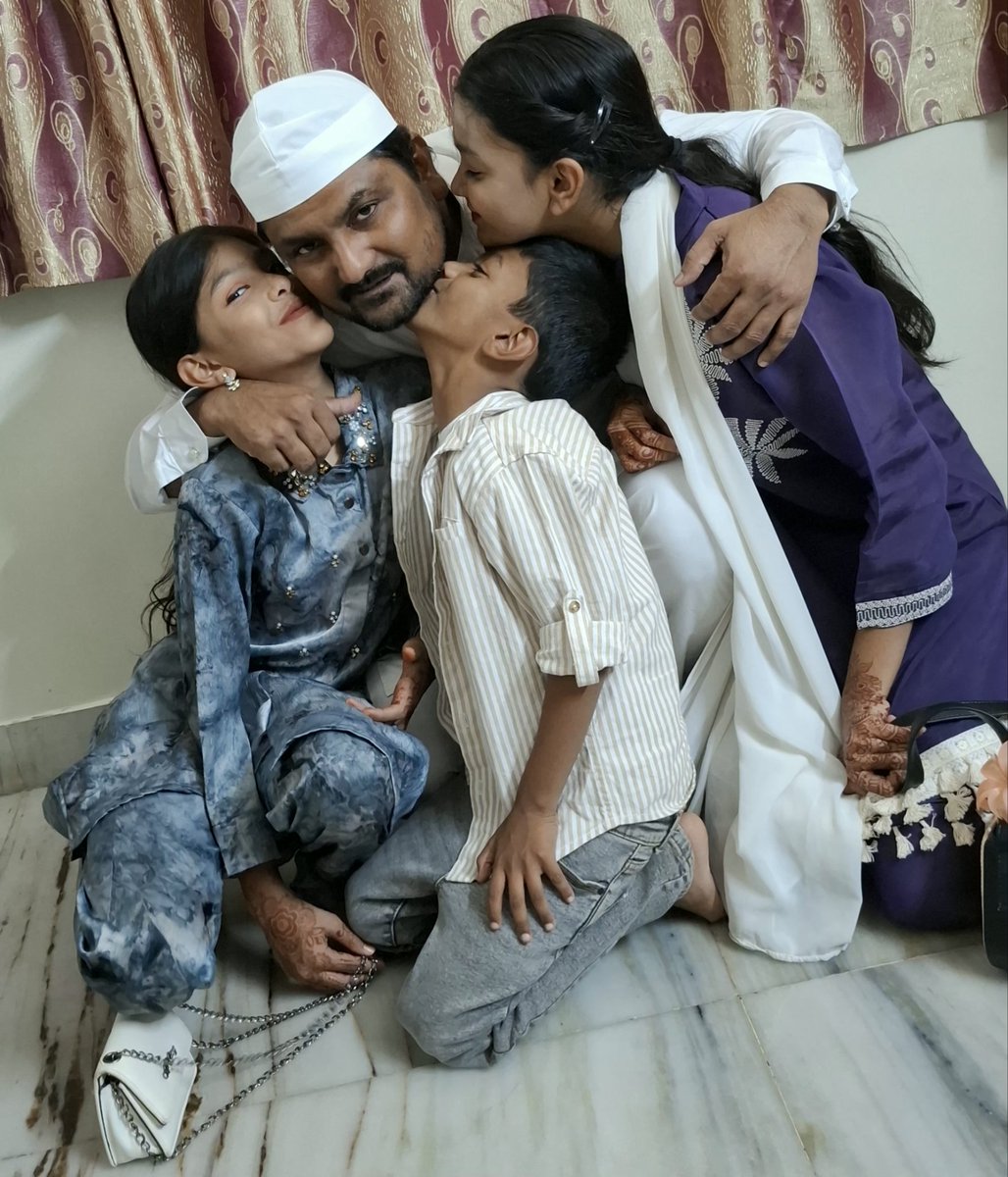 jbcharitabletru's tweet photo. #MashAllah #Alhamdulillah #Family #MyFamily
#Eid_ul_Fitr_Mubarak
#EidMubarak #Eid #2Eid #3Eid
#EidMubarak2026
#Ramdan #Ramdan2026
#JBCharitableTrust 
#RotiBank #RotiBankKapadiaNagar
#KapadiyaNagar #Kurla  #NGO #MumbaiNgo
#SalauddinAnsari #JBBhai #SocialMedia https://t.co/6lhN4sADTQ