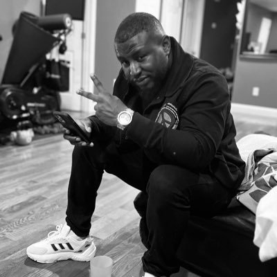 Sugar Girl🤍🕊 tweet media