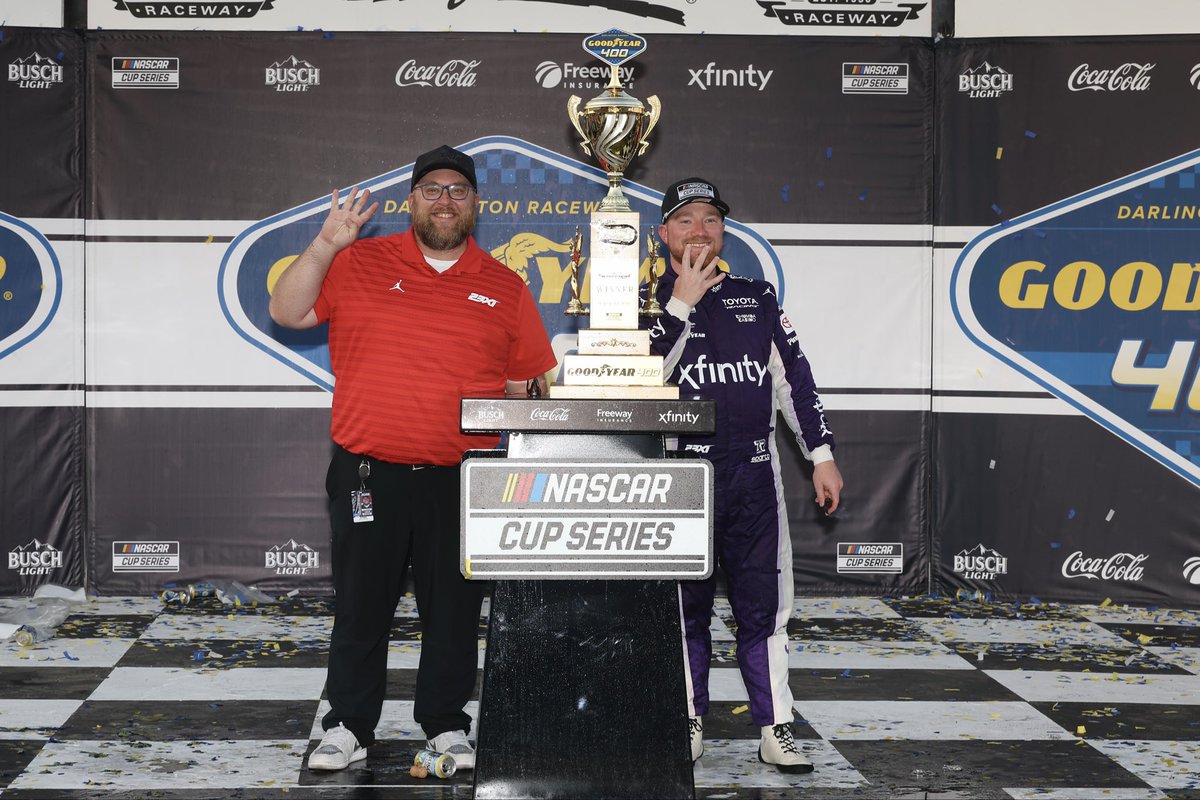 RNCorbin's tweet photo. Another week. Another trophy! 🏆 🏆 🏆 🏆 #forwardtogether #4outofthe6 #NASCAR #Stillgoing https://t.co/OGsqSCB9SY