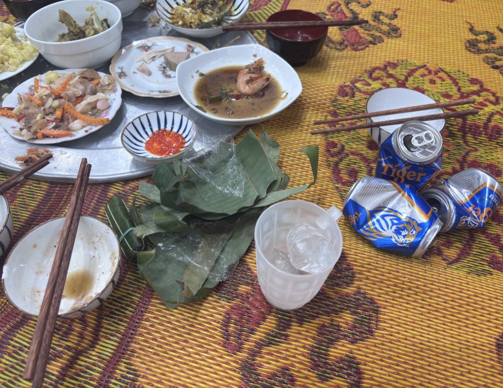 やす。 tweet media