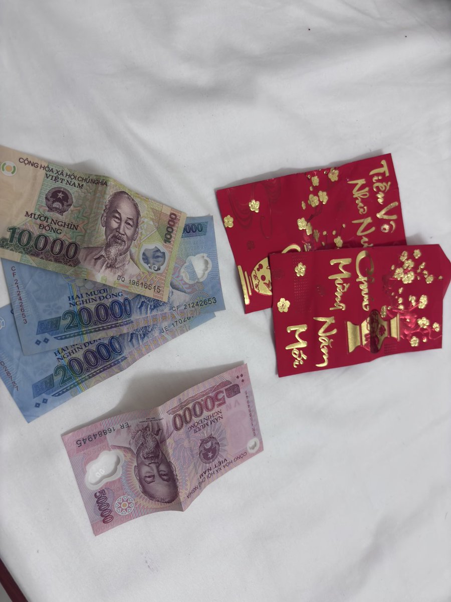 やす。 tweet media