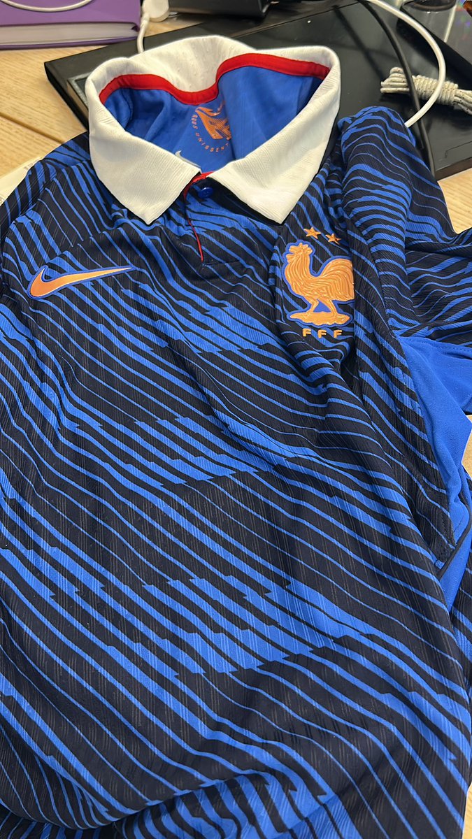 LONGUE VIE À TOUS MENNÉS ❤️ tweet media