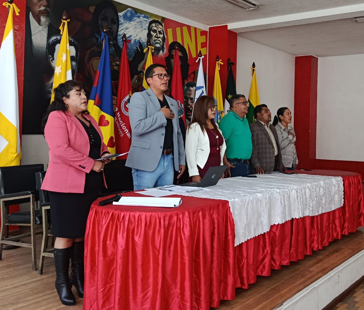 UNE NACIONAL tweet media