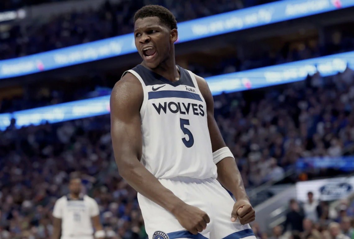 ᴅ ʀ ᴇ ᴡ tweet media