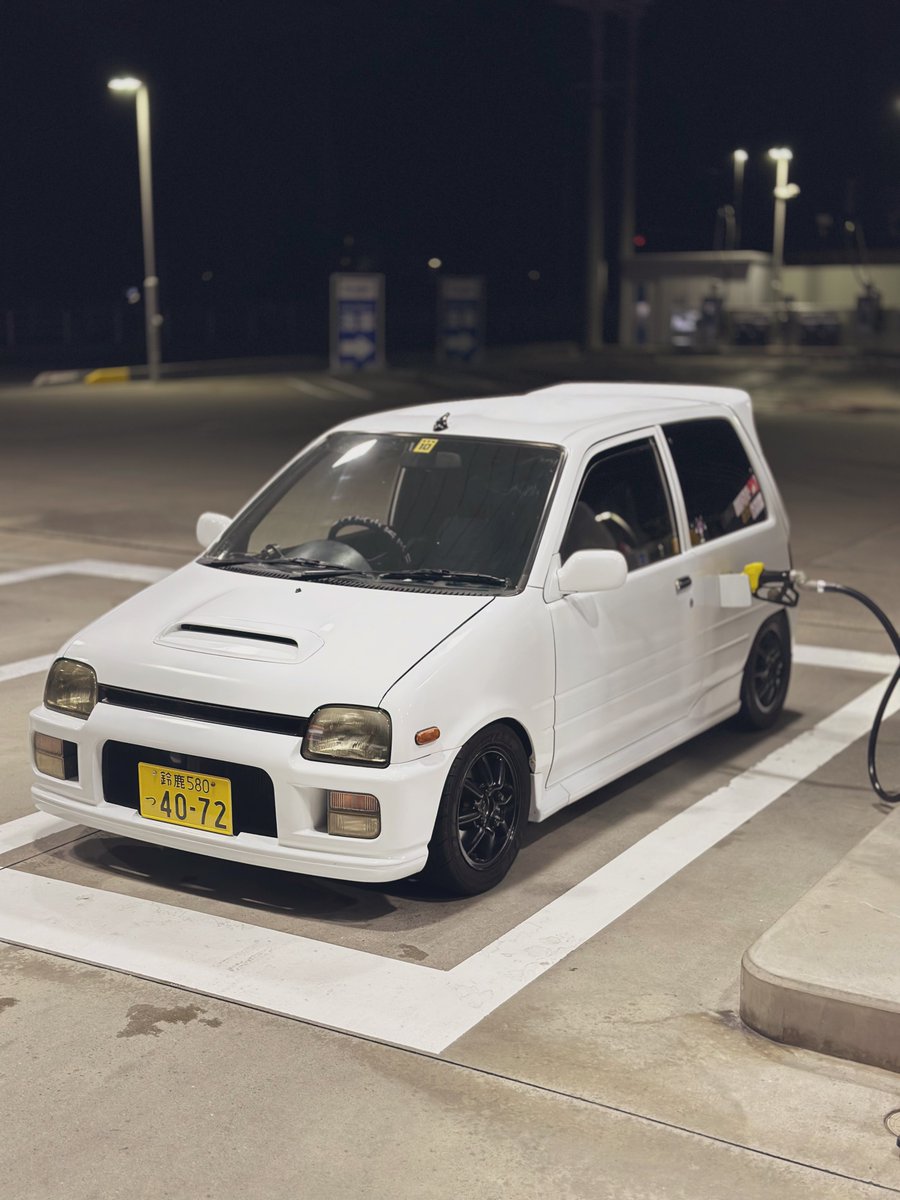 頭のネジが外れてるねじさん tweet media