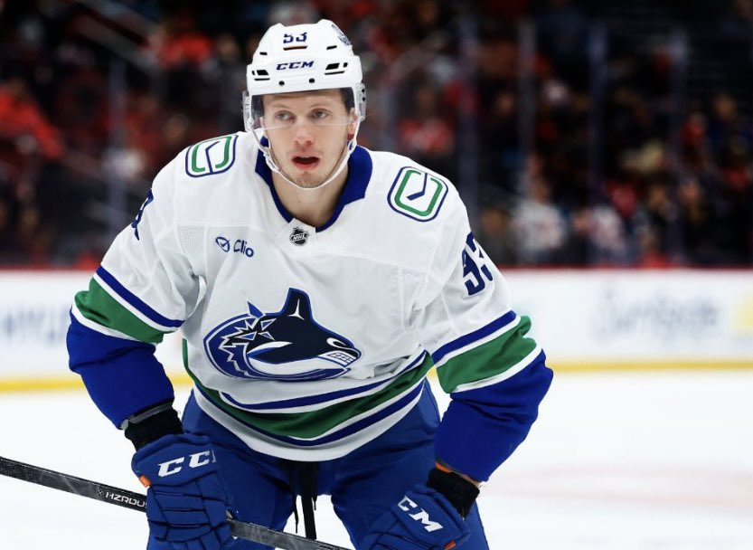 CanucksPlace tweet media