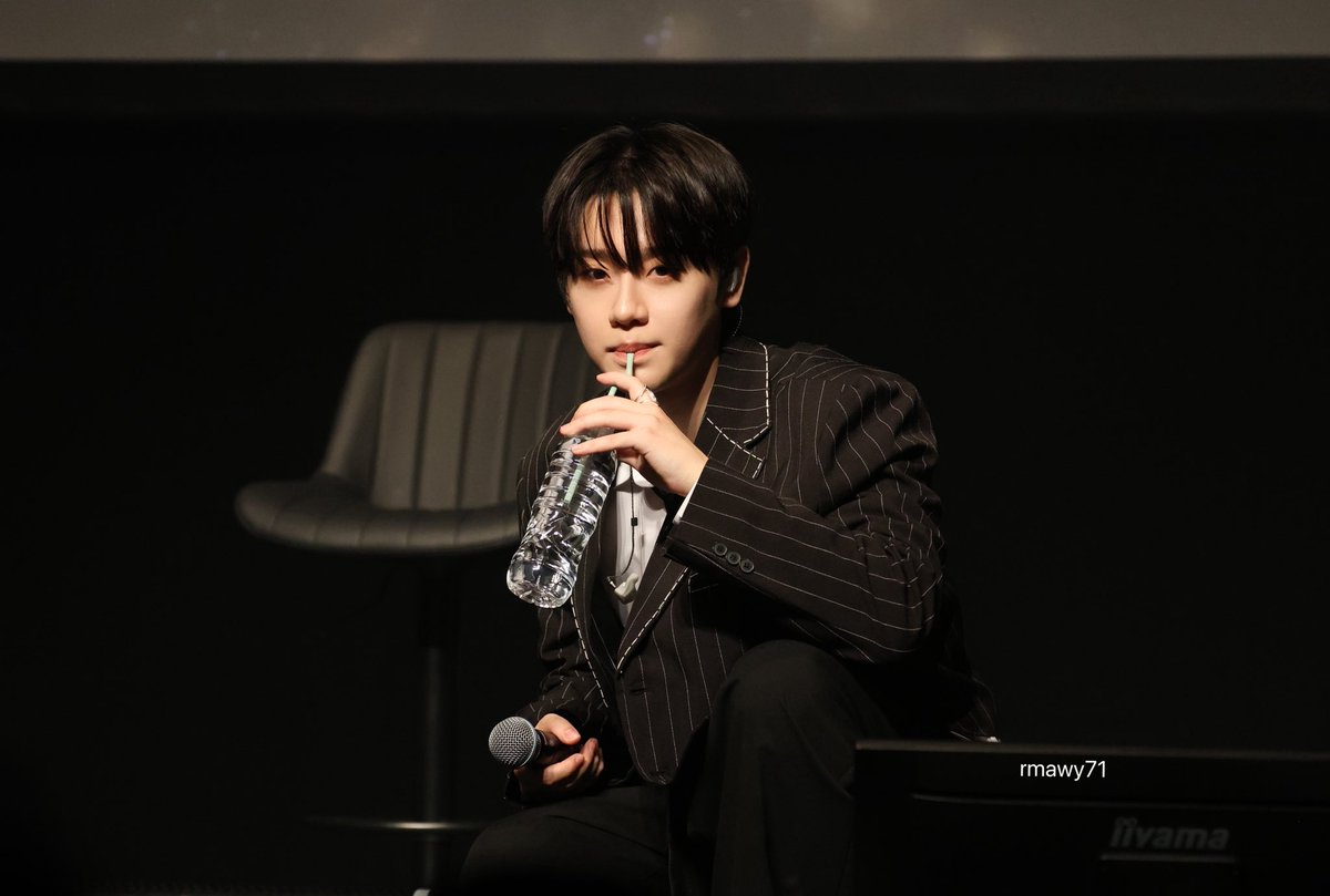 금나잇 tweet media