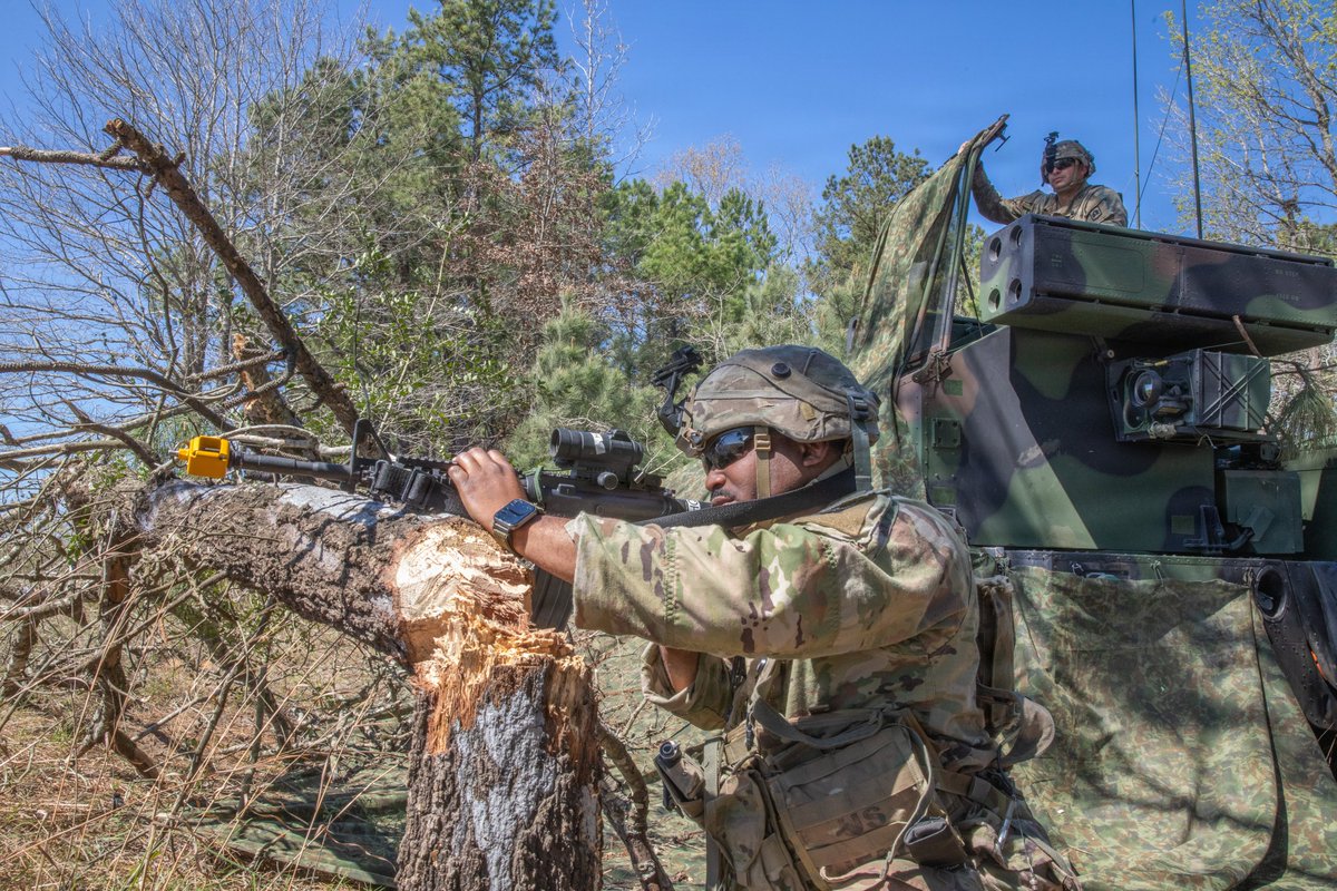 FloridaNationalGuard tweet media
