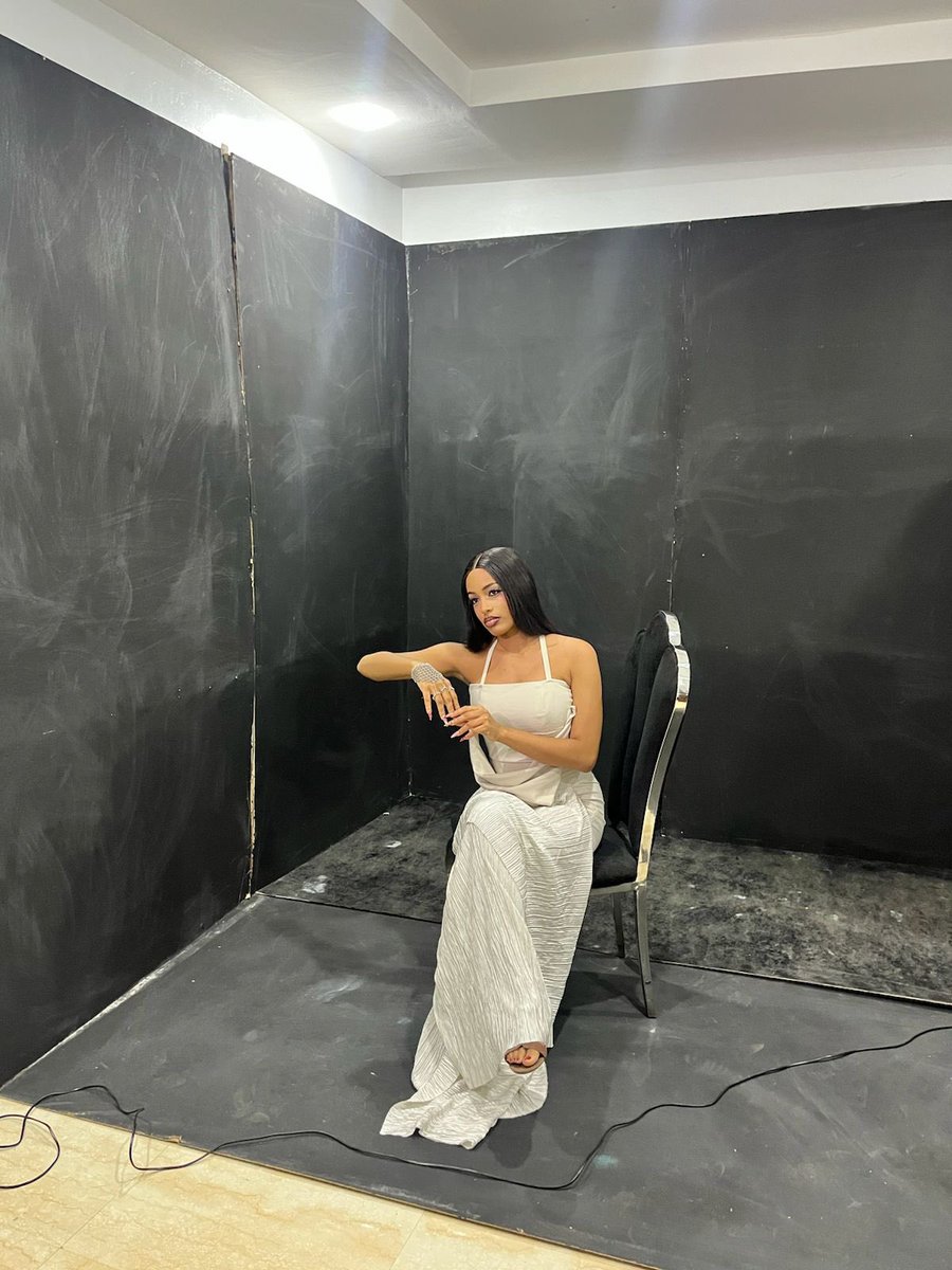 maga envulanza tweet media