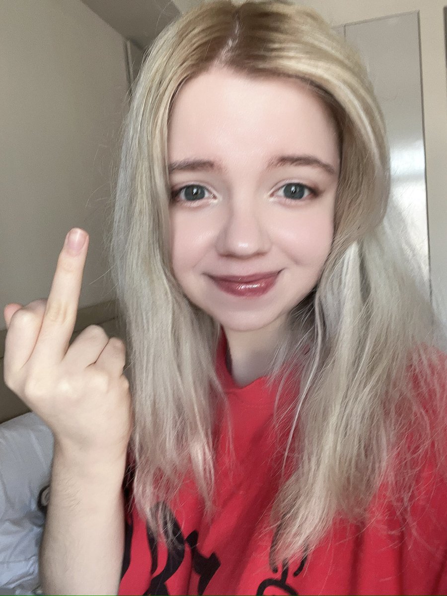 🥱 kitty who? tweet media