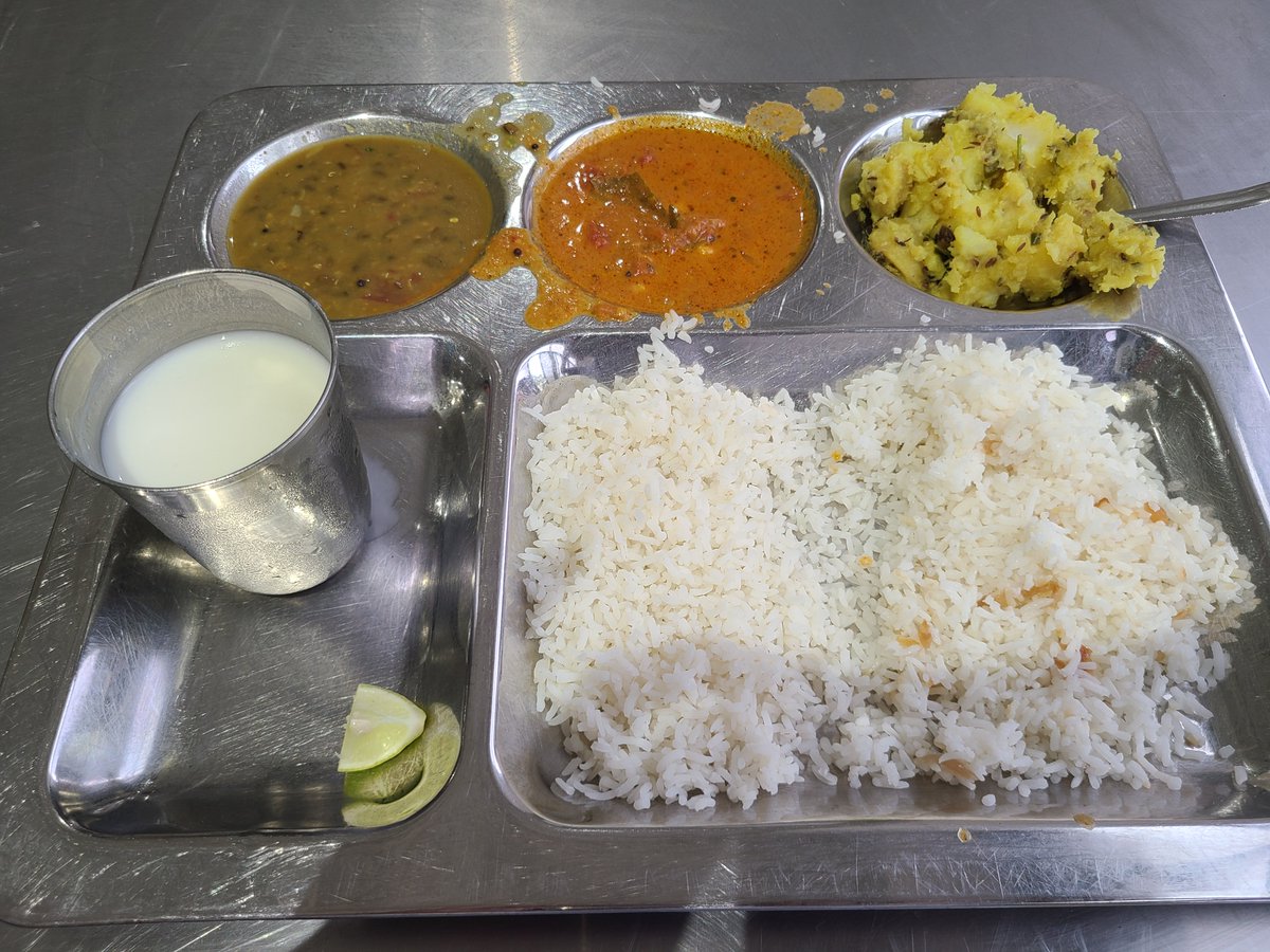 ゆりいか tweet media