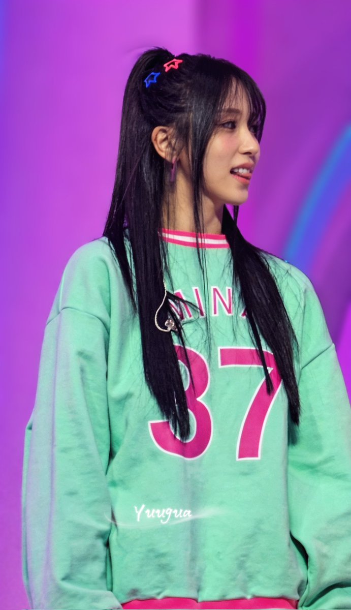 YuuGuaa's tweet photo. HAPPY MINA DAY!🎂
#미나에게_내리는_컨페티
#ConfettiFallinForMina
#TWICE #트와이스 #MINA 
#미나 #ミナ https://t.co/VIIaaKLBOt