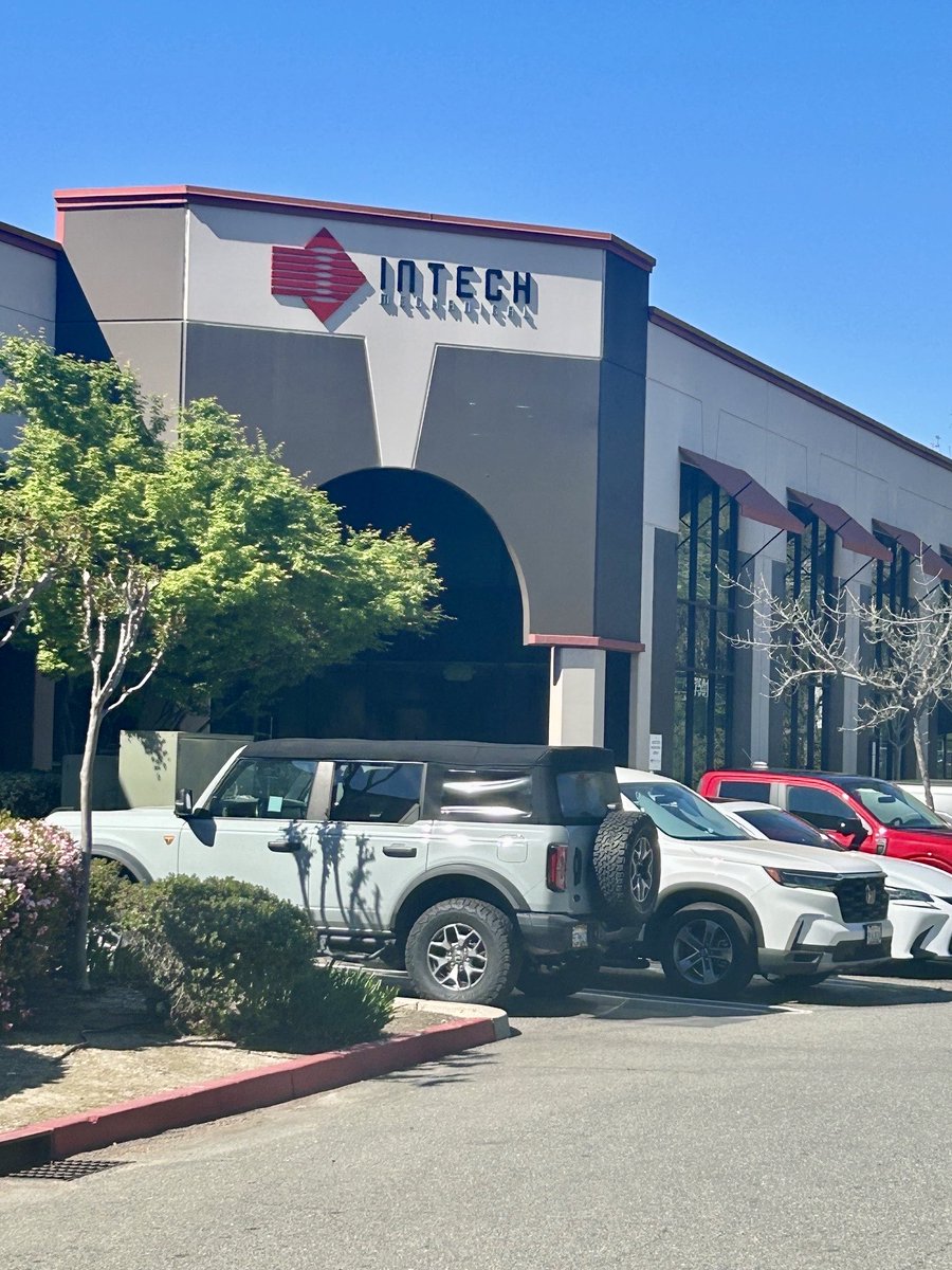 SMACNA's tweet image. Last week, SMACNA and SMART members traveled to Sacramento, California, for Best Practices. This was a great opportunity for leaders to give updates on current joint projects. During the meeting, they had the opportunity to tour Sheet Metal Local 104 and Intech Mechanical.