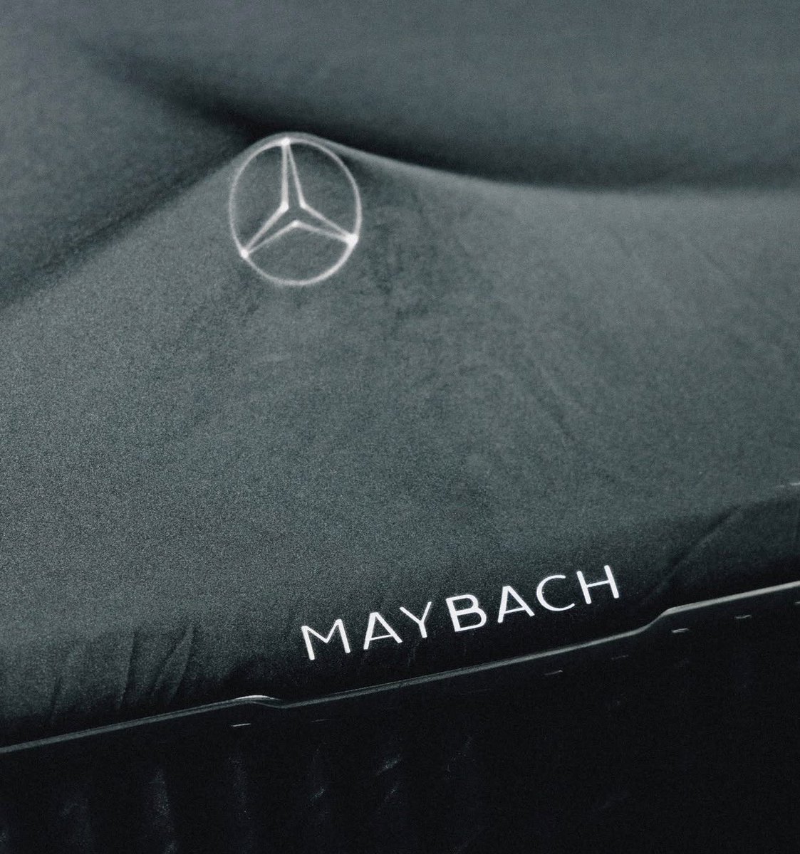 CarsInPixels tweet media