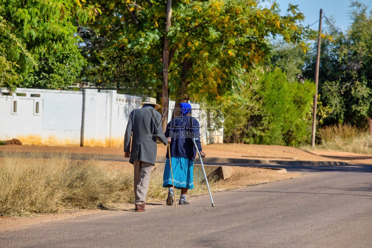 uncommon tweet media