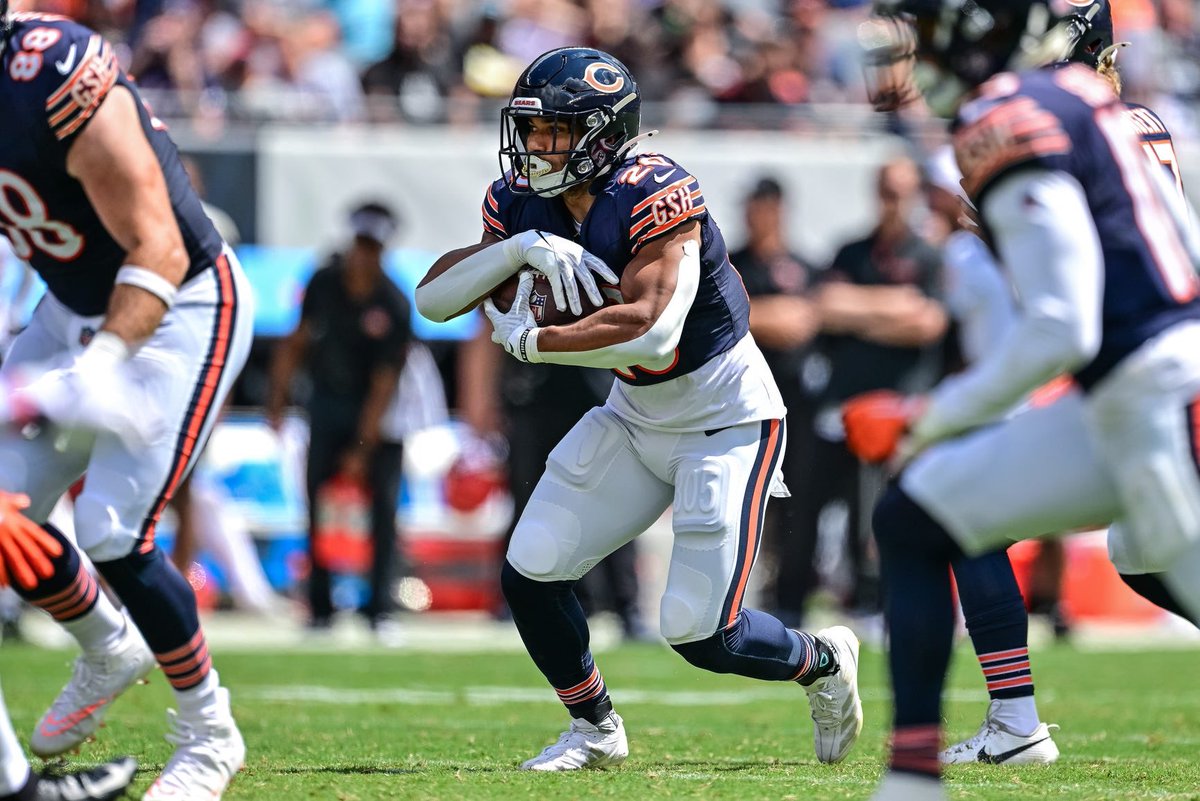 🚨SIGNING ALERT🚨

The Pittsburgh Steelers are signing RB Travis Homer, who most recently played for the Chicago Bears and Seattle Seahawks

#NFL #Steelers