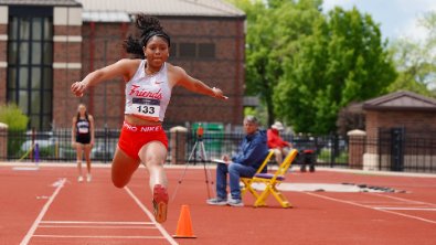 𝗙𝗥𝗜𝗘𝗡𝗗𝗦 𝗙𝗔𝗟𝗖𝗢𝗡𝗦 tweet media