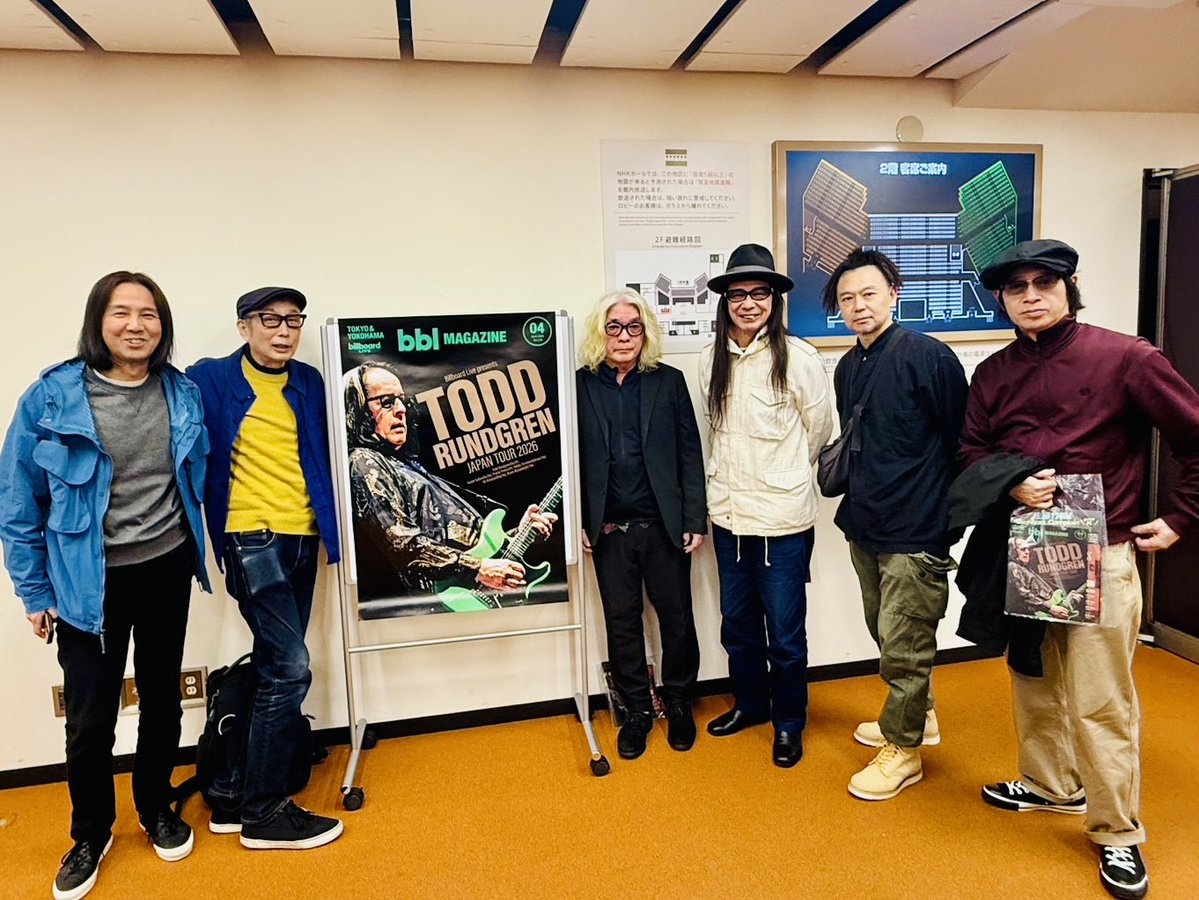 カーネーション CARNATION tweet media