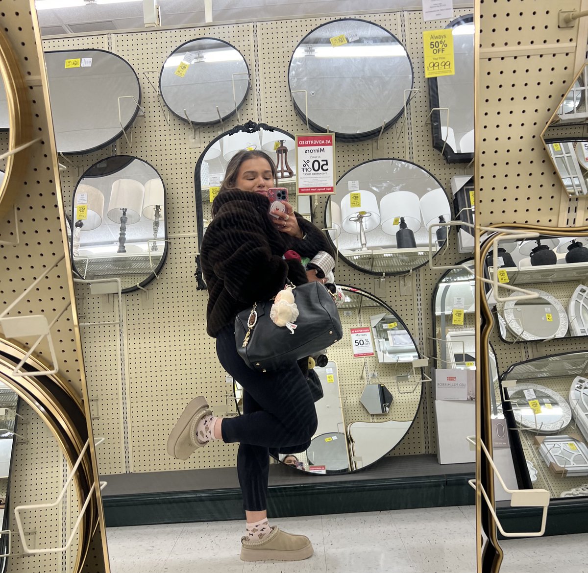 Goddess Kay tweet media