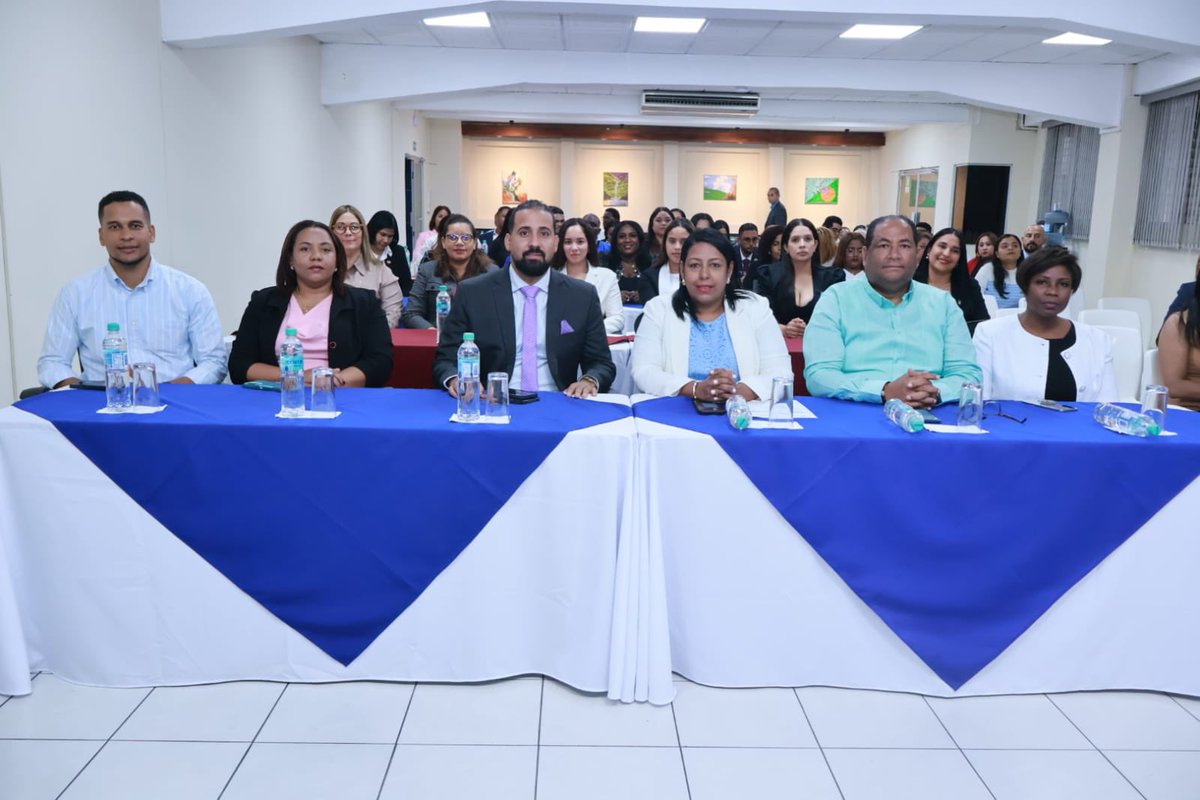 Universidad del Caribe tweet media